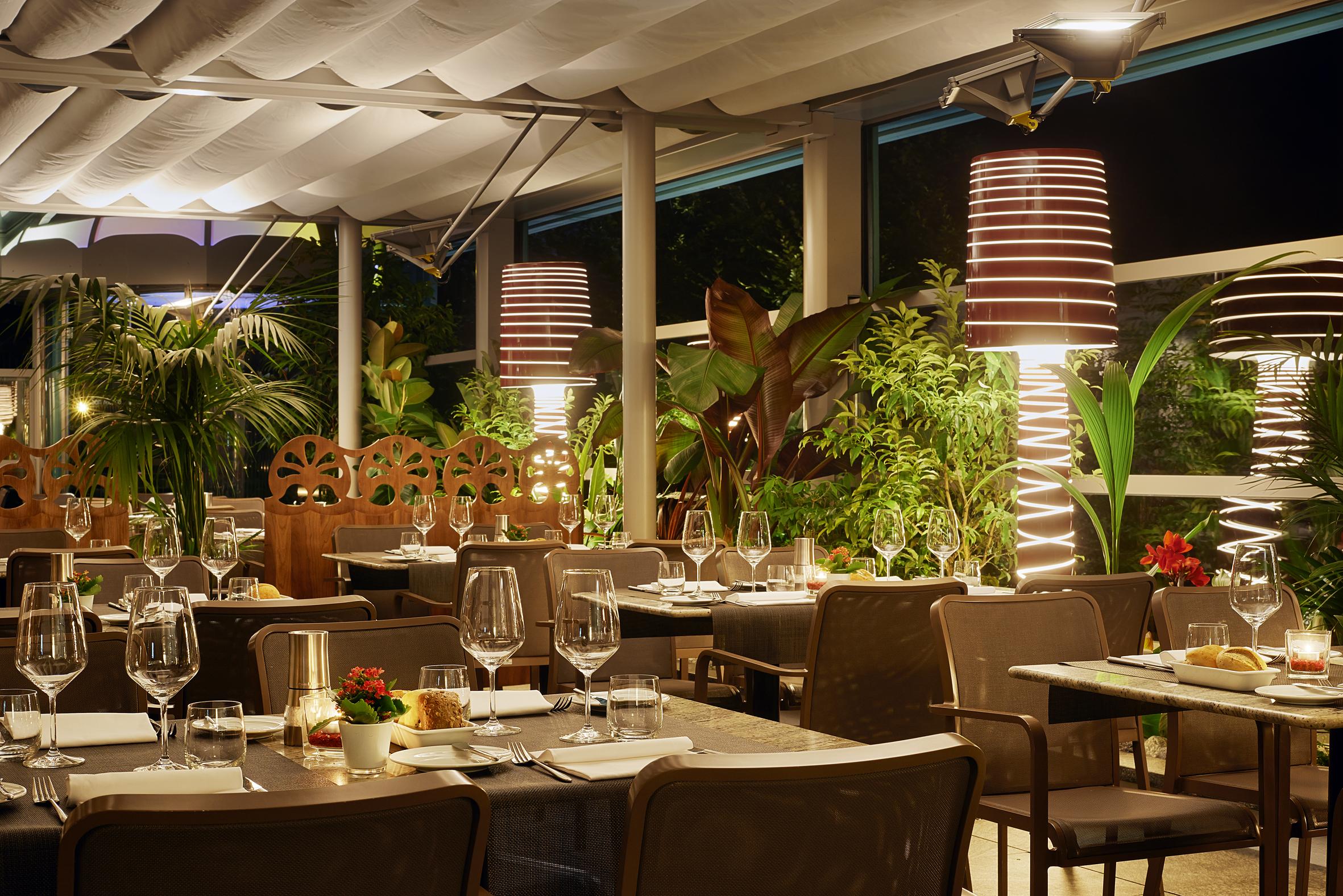Parco San Marco Lifestyle Beach Resort Porlezza Exterior photo